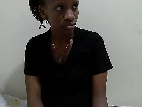 Snapshot of prettybeee chatting on October 26, 2025, 8:53 am prettybeee online show from October 26, 2025, 8:53 am