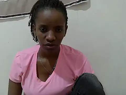 Snapshot of prettybeee chatting on November 8, 2025, 6:51 pm prettybeee online show from November 8, 2025, 6:51 pm