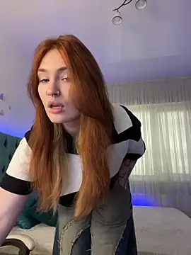  Chlo  e online show from October 24, 2025, 10:55 am