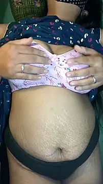 hotty Sexy-couple online show from January 21, 2025, 6:43 am