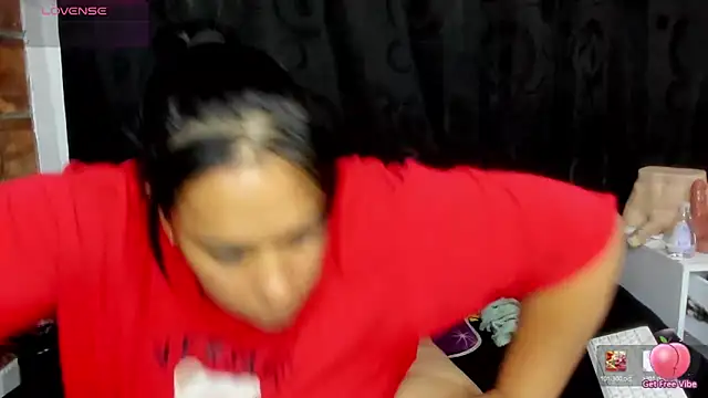 Snapshot of Sofie-Storm chatting on February 16, 2026, 6:48 pm Sofie-Storm online show from February 16, 2026, 6:48 pm