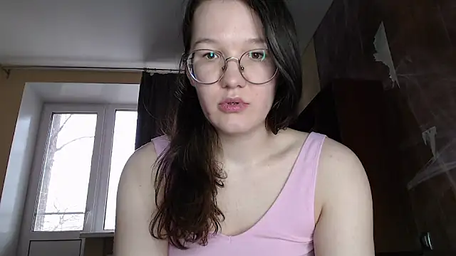 Snapshot of MiriamOr chatting on January 30, 2025, 10:29 am MiriamOr online show from January 30, 2025, 10:29 am
