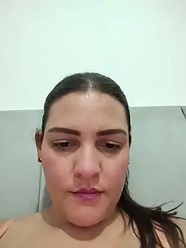 Mia Hampton online show from June 13, 2026, 6:50 pm