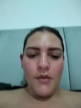 Mia Hampton online show from June 14, 2026, 2:35 am