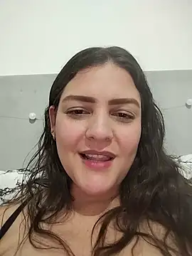 Mia Hampton online show from June 20, 2026, 12:03 am