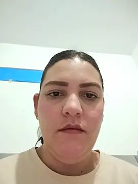 Mia Hampton online show from June 27, 2026, 3:50 pm