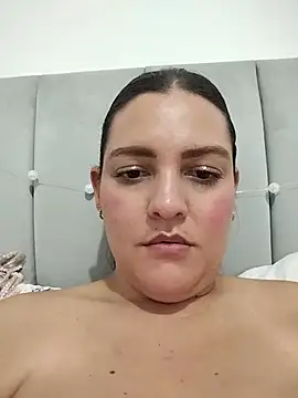 Mia Hampton online show from June 28, 2026, 3:56 am