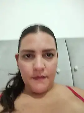 Mia Hampton online show from July 4, 2026, 10:16 pm