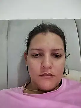 Mia Hampton online show from July 18, 2026, 5:39 pm