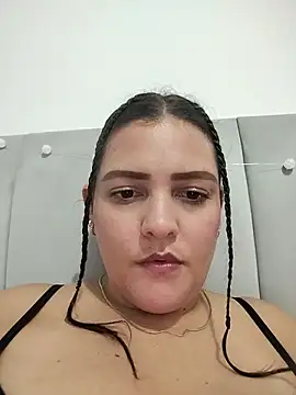 Mia Hampton online show from July 26, 2026, 9:21 pm