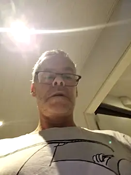 Snapshot of DarrenSullivanSlut chatting on December 12, 2024, 10:13 am DarrenSullivanSlut online show from December 12, 2024, 10:13 am