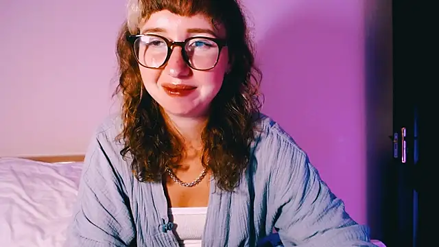 Snapshot of Cosmo_Riri chatting on March 2, 2026, 1:40 pm Cosmo Riri online show from March 2, 2026, 1:40 pm