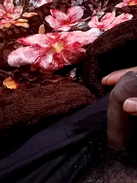 Snapshot of Naughtyforpussy chatting on January 14, 2025, 2:08 am Naughtyforpussy online show from January 14, 2025, 2:08 am