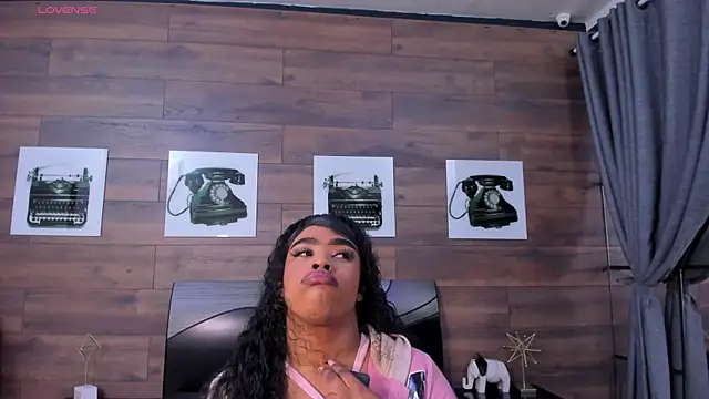 Briana Wells  online show from July 11, 2026, 12:30 pm
