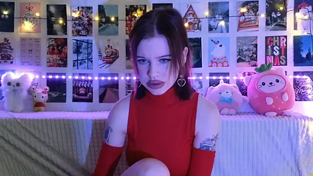 Snapshot of LisaDenvinn chatting on December 23, 2024, 4:12 am LisaDenvinn online show from December 23, 2024, 4:12 am
