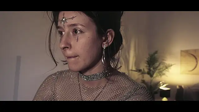 WebCora online show from December 21, 2024, 8:00 pm