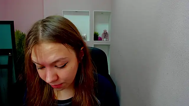 Persephoni online show from November 22, 2025, 10:47 am