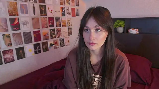 Snapshot of itssophiie chatting on September 10, 2025, 12:05 pm itssophiie online show from September 10, 2025, 12:05 pm