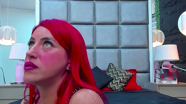 AllissaBrowm online show from October 20, 2025, 5:02 pm