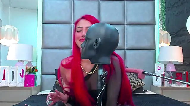 AllissaBrowm online show from November 8, 2025, 4:18 pm