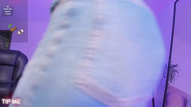 SophieBarnett online show from April 14, 2026, 12:16 am