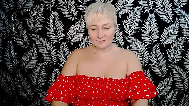 Snapshot of Olivia_playful chatting on December 15, 2024, 4:48 pm Olivia playful online show from December 15, 2024, 4:48 pm