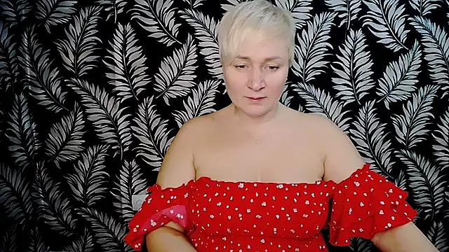 Snapshot of Olivia_playful chatting on December 20, 2024, 3:31 pm Olivia playful online show from December 20, 2024, 3:31 pm
