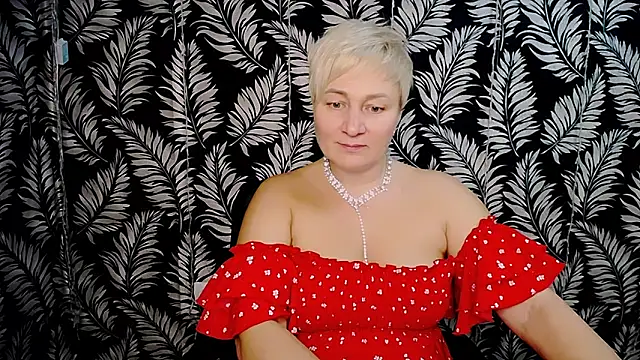 Snapshot of Olivia_playful chatting on December 22, 2024, 12:38 pm Olivia playful online show from December 22, 2024, 12:38 pm