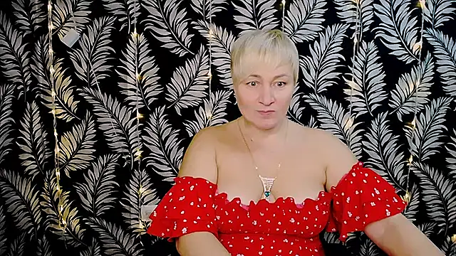Snapshot of Olivia_playful chatting on December 29, 2024, 12:01 pm Olivia playful online show from December 29, 2024, 12:01 pm