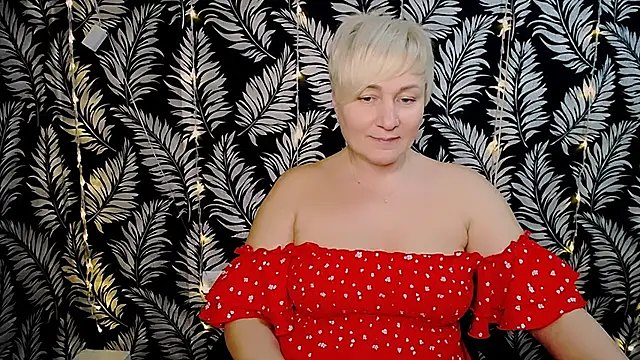 Snapshot of Olivia_playful chatting on January 13, 2025, 3:36 pm Olivia playful online show from January 13, 2025, 3:36 pm