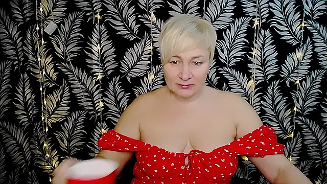 Snapshot of Olivia_playful chatting on January 24, 2025, 12:20 pm Olivia playful online show from January 24, 2025, 12:20 pm