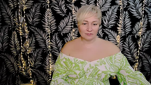 Snapshot of Olivia_playful chatting on March 10, 2025, 12:26 pm Olivia playful online show from March 10, 2025, 12:26 pm