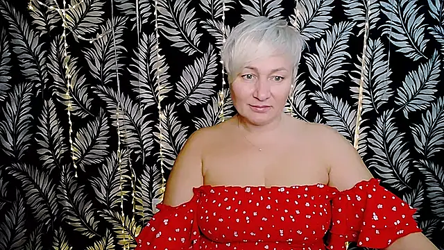 Snapshot of Olivia_playful chatting on October 31, 2025, 11:00 am Olivia playful online show from October 31, 2025, 11:00 am