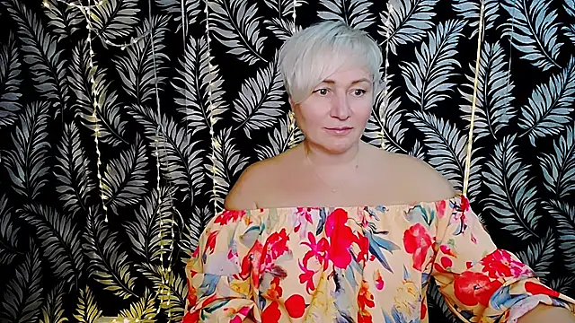 Snapshot of Olivia_playful chatting on November 17, 2025, 2:01 pm Olivia playful online show from November 17, 2025, 2:01 pm