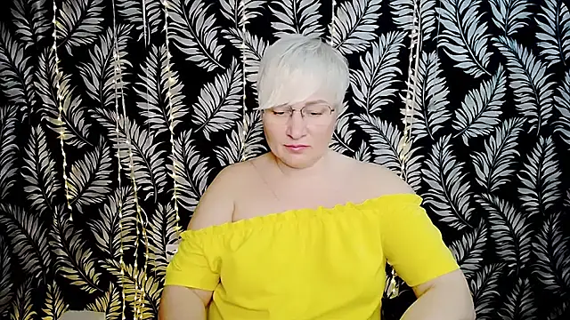 Olivia playful online show from May 25, 2026, 10:32 am
