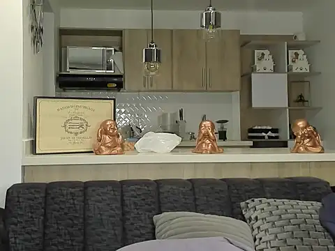 BradleySmithx online show from January 13, 2025, 3:56 am