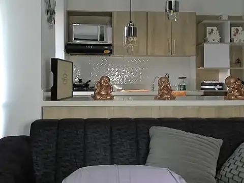 BradleySmithx online show from January 17, 2025, 9:50 pm