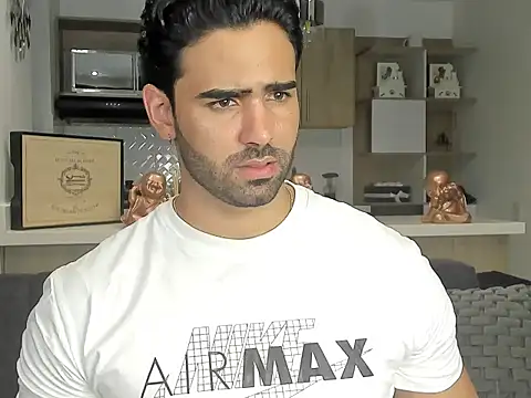 BradleySmithx online show from January 24, 2025, 1:13 am