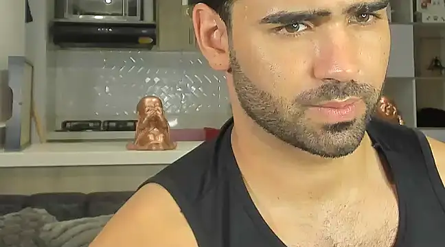 BradleySmithx online show from January 29, 2025, 11:56 pm