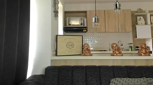 BradleySmithx online show from February 1, 2025, 5:47 pm