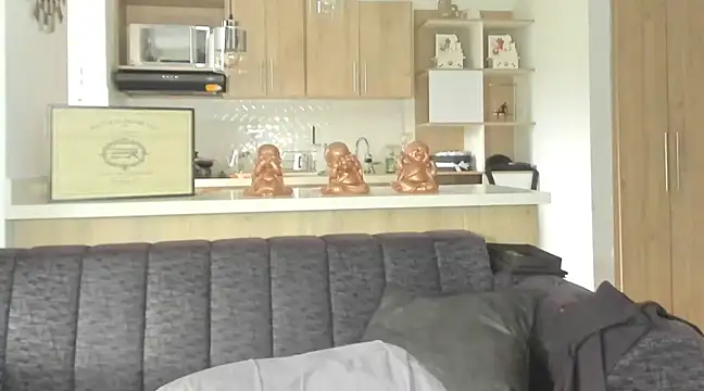 BradleySmithx online show from March 1, 2025, 9:37 pm