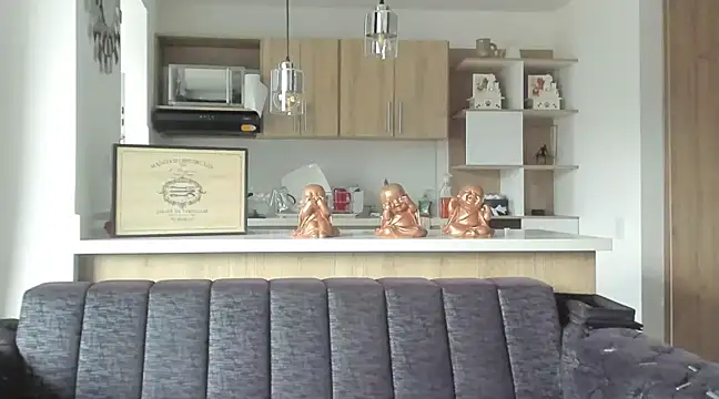 BradleySmithx online show from March 5, 2025, 10:32 pm