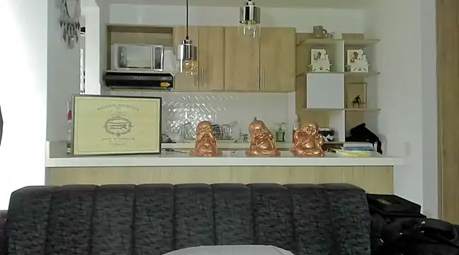 BradleySmithx online show from March 6, 2025, 10:04 pm