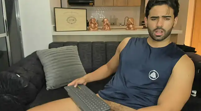 BradleySmithx online show from March 21, 2025, 5:11 am