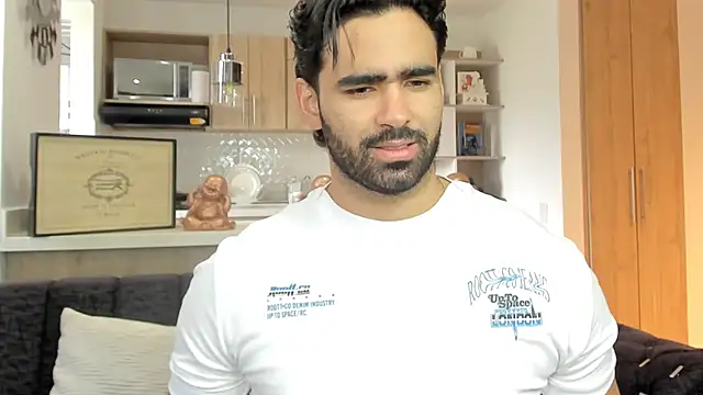 BradleySmithx online show from October 5, 2025, 2:59 pm