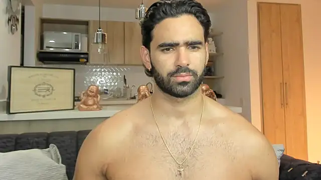 BradleySmithx online show from October 9, 2025, 1:25 am