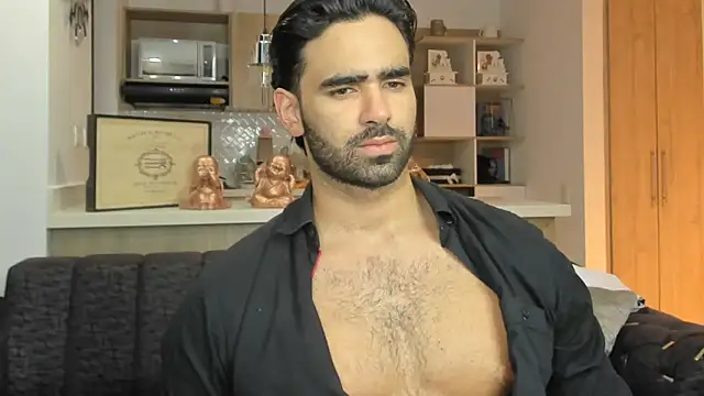 BradleySmithx online show from October 31, 2025, 11:06 pm