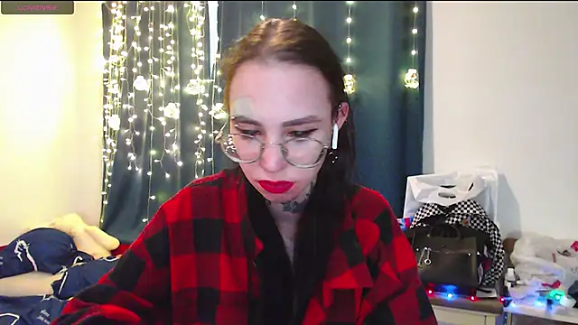 Snapshot of _Sweet_Mary_21 chatting on December 7, 2024, 10:12 am Sweet Mary 21 online show from December 7, 2024, 10:12 am