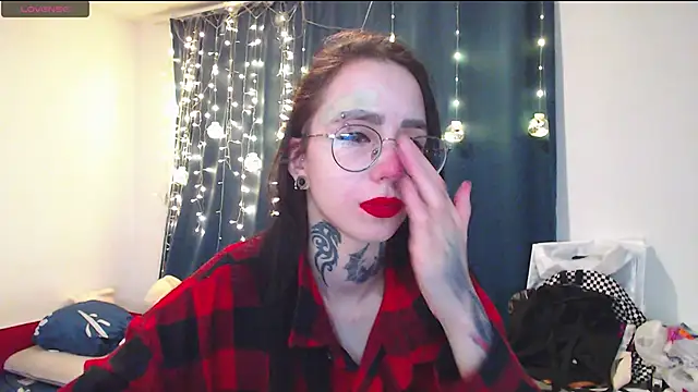 Snapshot of _Sweet_Mary_21 chatting on January 7, 2025, 5:54 am Sweet Mary 21 online show from January 7, 2025, 5:54 am