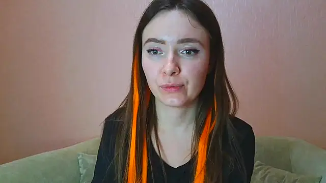    Emily    online show from December 21, 2025, 9:00 pm